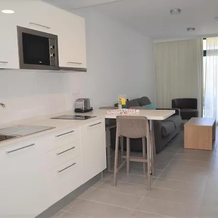 Walhalla Aparthotel 2*