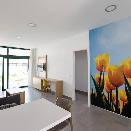 Walhalla Aparthotel 2*